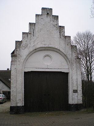 Hoe gaan naar Steenen Poort met het openbaar vervoer - Over de plek