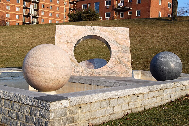 File:DeAngelis Odette Sculpture Park.jpg