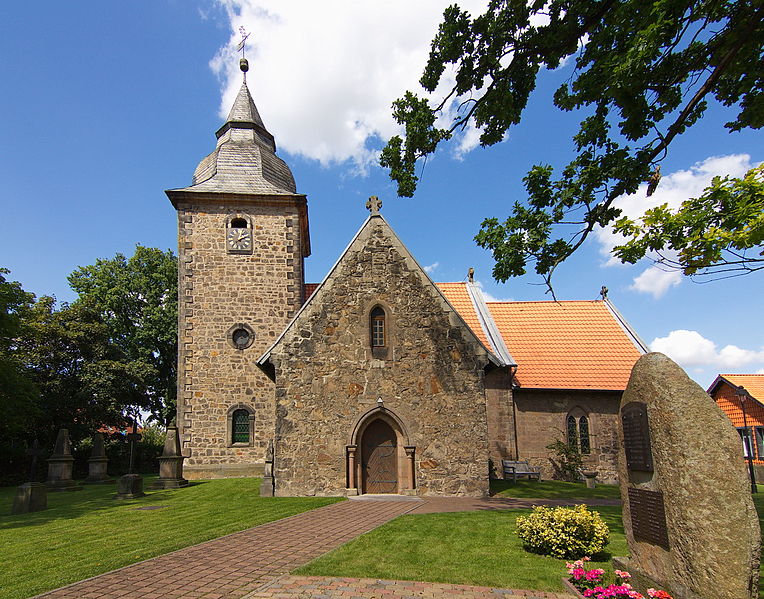 File:Dorfkirche in Klein Flöthe (Flöthe) IMG 0603.jpg