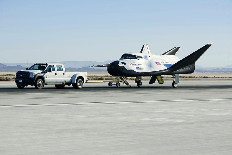 800px-Dream_Chaser_pre-drop_tests.5.jpg