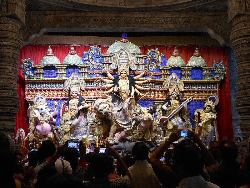 File:DurgaPuja2016 - Durga Idol of Sree Bhumi 04.jpg