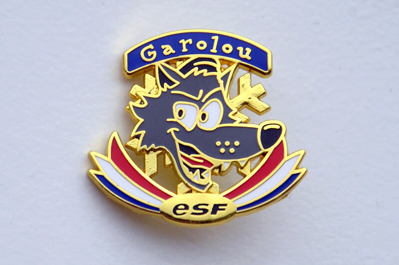 File:ESF "Garolou" medal 2023.jpg