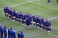 La Selección de Escocia durante la interpretación del himno antes de comenzar el partido.