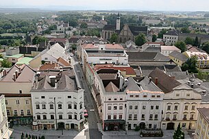 Blick über den Hauptplatz nach Süden (Wiener Straße)