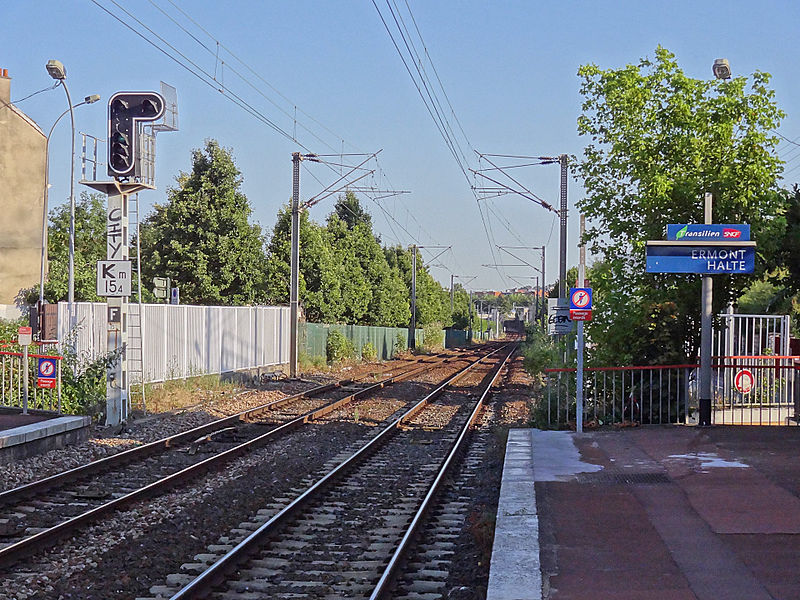 File:Ermont - Gare d Ermont - Halte 15.jpg