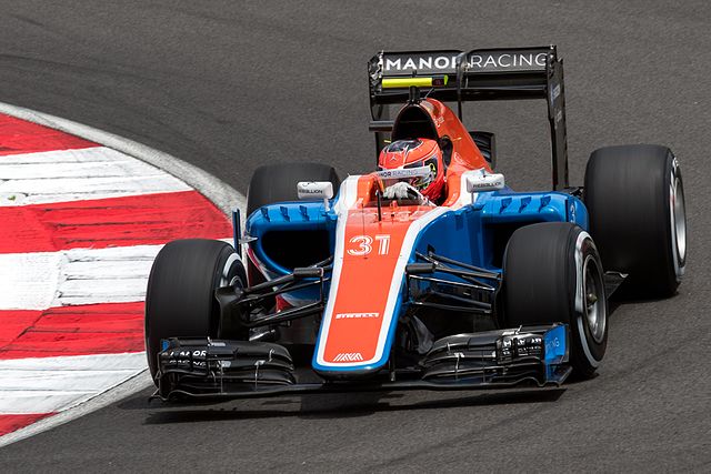 Ocon driving for Manor at the 2016 Malaysian Grand Prix