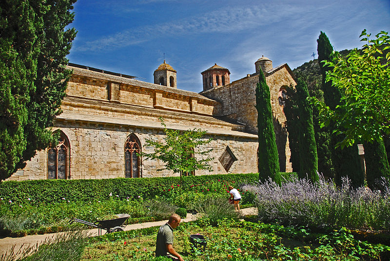 File:F10 53 Abbaye de Fontfroide.0089.JPG