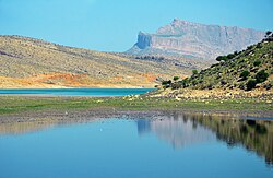 Fars - Dorudzan Lake - panoramio (1).jpg