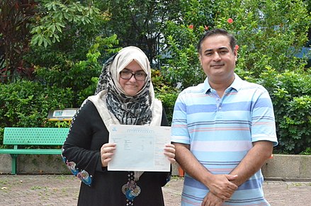 Khan Uzma Nisa achieved 34 points in the HKDSE