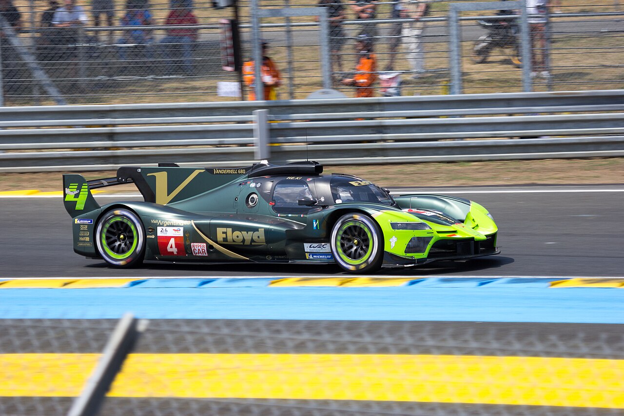 Image of Floyd Vanwall Racing Team - Vanwall Vandervell 680 -4 (53078026570)