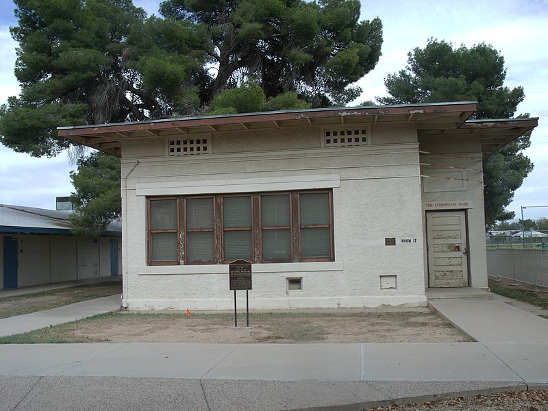 File:G-Glendale Grammar School One-room Class Building.jpg