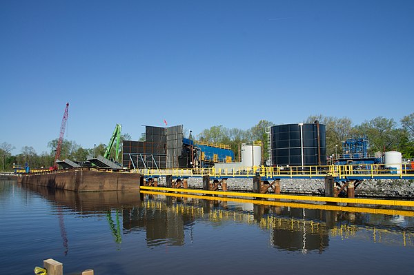 PCB dredging operations on the Hudson River