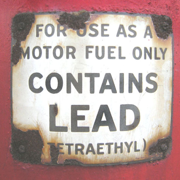 File:Gas pump lead warningSmall.jpg