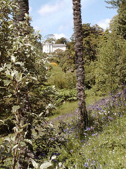 How to get to Glendurgan Garden with public transport- About the place