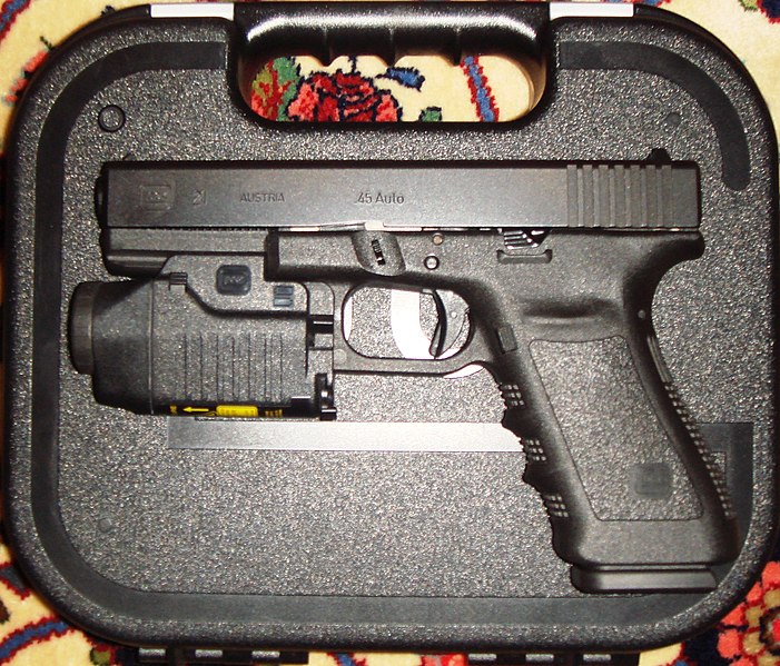 File:Glock 21SF mit GTL22.jpg