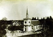 Grängesbergs gamla kyrka från 1892. Bilden tagen omkring 1900 innan kyrkan senare rödfärgades.