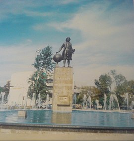 Guadalajara Monumento a Colón.jpg
