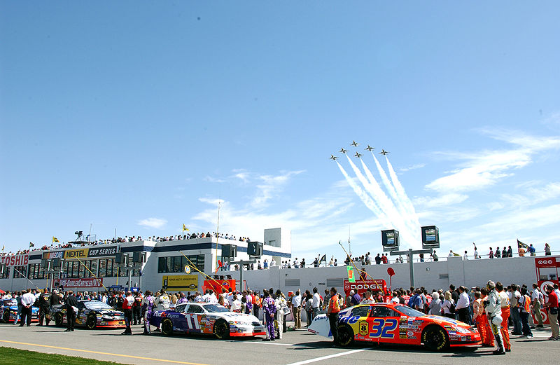 File:Hamlin Kvapil Cars.jpg