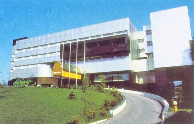 Datei:Hotel kalin vor1992.jpg