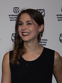 IFFR 2015 - d8 - Üstümüzde Gökyüzü (3) .jpg