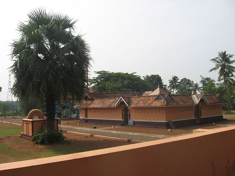 File:Ilankavu Devi Temple Changanachery 8.JPG