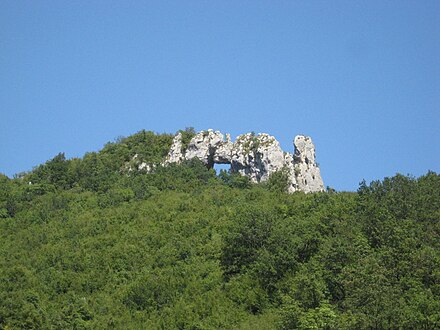Kameni most (Камени мост) seen from the side of the Vrbas river.