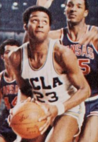 <span class="mw-page-title-main">Kenny Booker</span> American basketball player (born 1948)