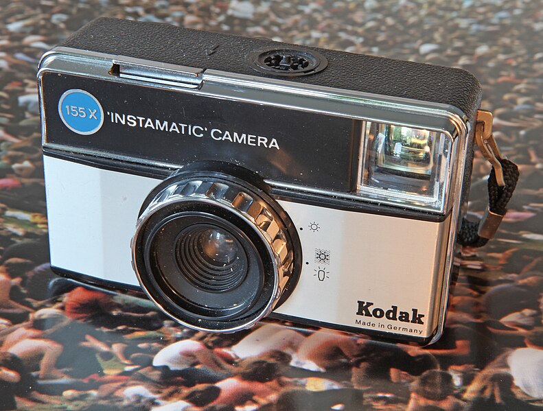 File:Kodak instamatic 155 x (51888664281).jpg