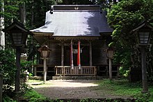 Koganeyama-jinja Haiden.JPG