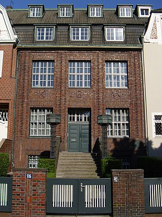 Warburg Haus at Heilwigstrasse 116 Kulturwissenschaftliche Bibliothek Warburg.jpg