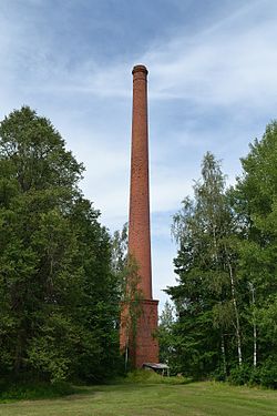 Schornstein der Leevaku-Ziegelfabrik