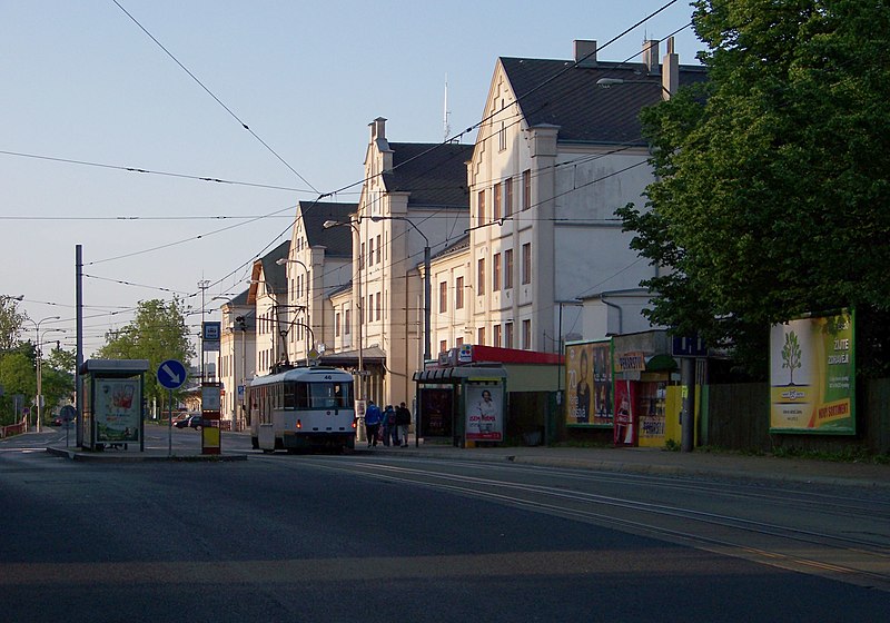 File:Liberec, Žitavská, nádraží.jpg