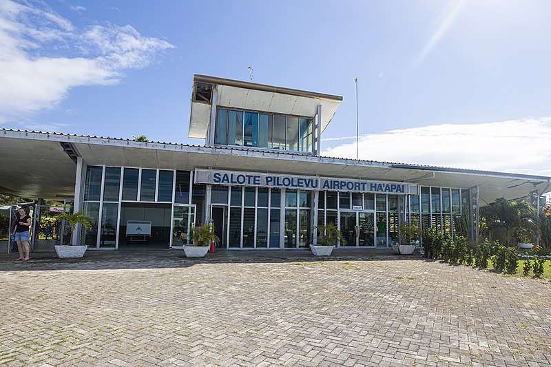 File:Lifuka Island Salote Pilolevu Airport HPA 2.jpg