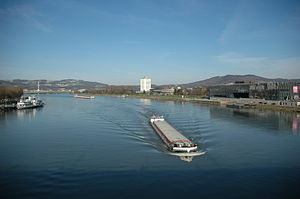 Linz: Geografie, Geschichte, Bevölkerung