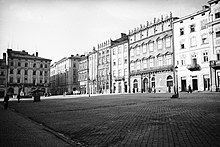 Early 20th-century view of the Market Square Lwow, Rynek (22).jpg