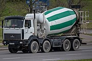 Беларуская: Бетоназмяшальнік МАЗ-6516. Мінск, Беларусь English: MAZ-6516 concrete mixer truck. Minsk, Belarus Русский: Бетономешалка (бетоносмеситель) на шасси МАЗ-6516. Минск, Беларусь