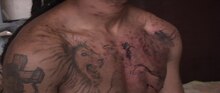 Archivo: Hombre haciéndose un tatuaje.ogv