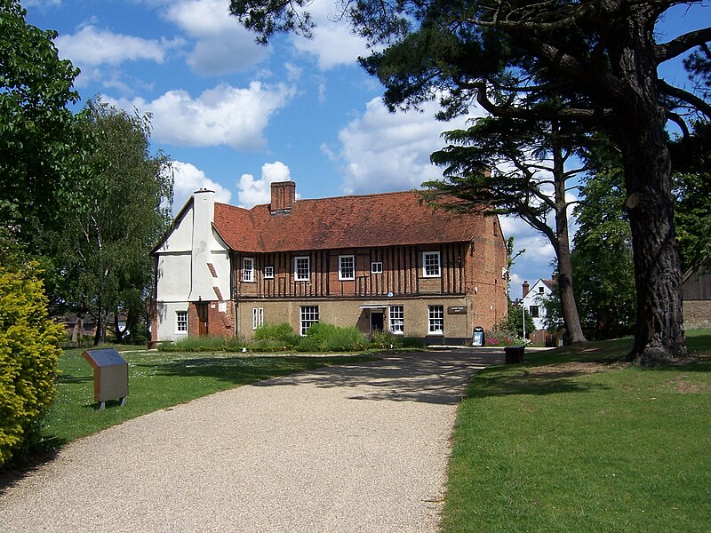 File:Manor Farm House Ruislip - June 2011.jpg