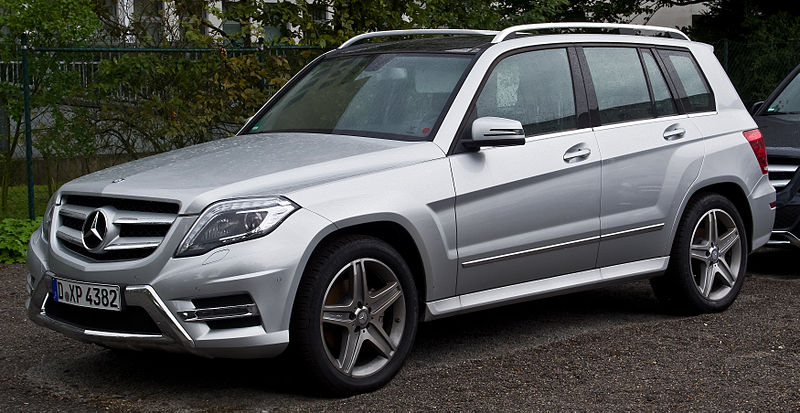 File:Mercedes-Benz GLK 220 CDI 4MATIC Sport-Paket AMG (X 204, Facelift) – Frontansicht, 24. August 2014, Düsseldorf.jpg