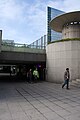 Station Esplanade de la Défense, Ligne 1 métro de Paris. (Accès est de la station, côté Courbevoie)