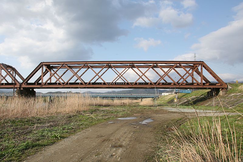 File:Mogamigawa bridge of Yamagata Ry.jpg