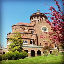 Monastery of the Immaculate Conception, Ferdinand, Indiana Monastery of Immaculate Conception at Easter.jpg