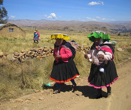 Ausangate women (Peru)