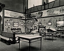 The interior of the original exhibit in the Palace of the Colonies Musee du Congo, Tervuren, Belgium; one of five interior scen Wellcome V0014542.jpg