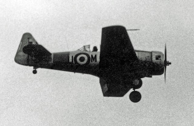 Harvard IIB trainer of No. 22 Flying Training School (22 FTS) landing at RAF Syerston in July 1954