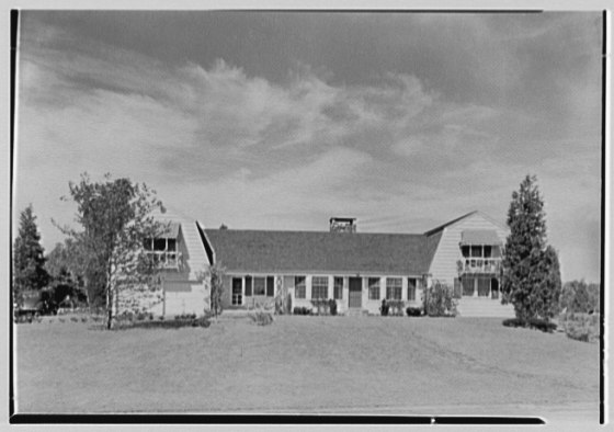 File:Neil Agnew, Kettlehill Farm, residence in Newtown, Connecticut. LOC gsc.5a03656.tif