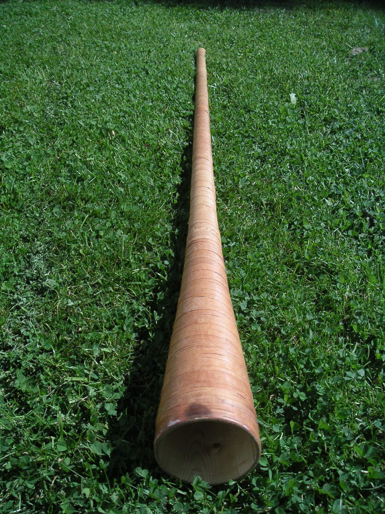 Огромная деревянная труба
