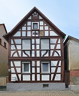 Nieder-Florstadt, Enggasse 7 (1)
