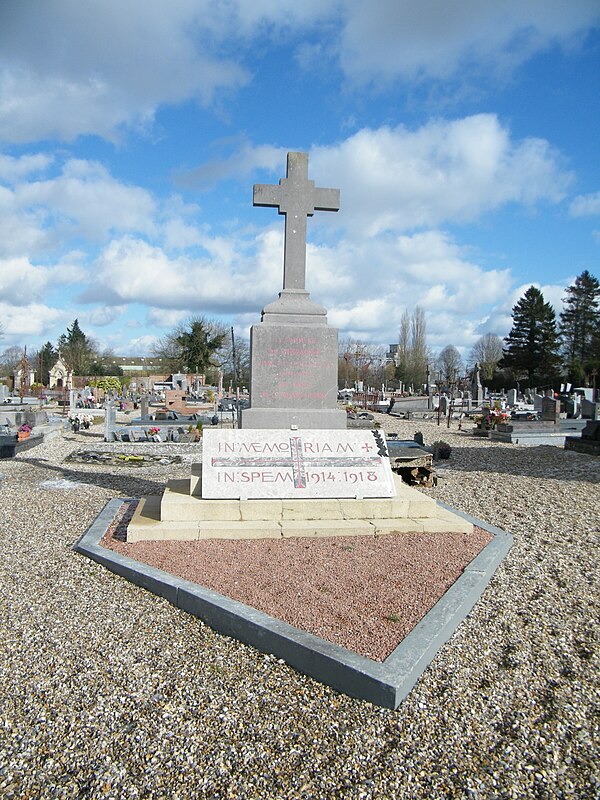 Oisemont Communal Cemetery