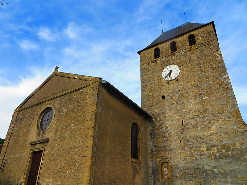 File:Onville église Saint-Rémy.JPG